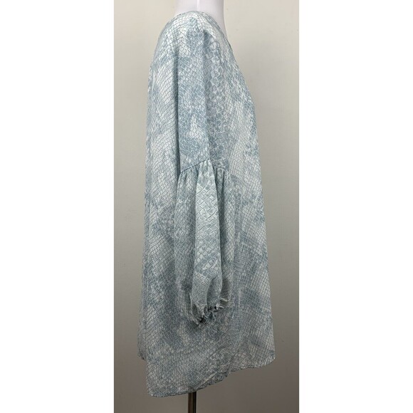 4 For $20 Cal Style Blue Snake Print Tunic Top Size Large - Picture 2 of 8